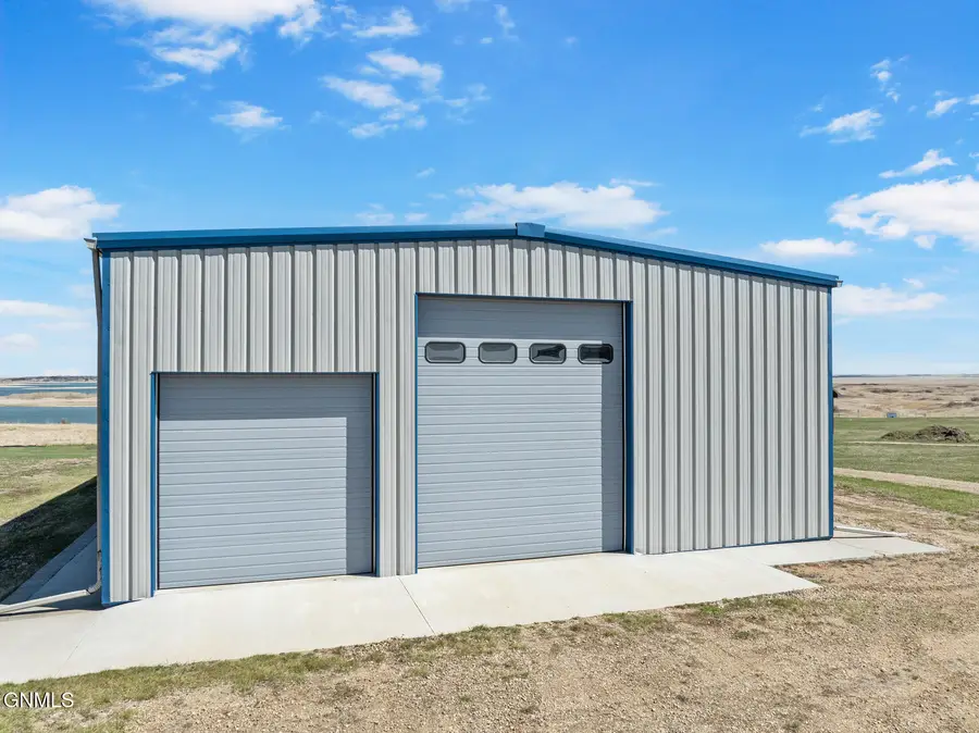 1212 50b Avenue Nw, Garrison, ND 58540 - #3