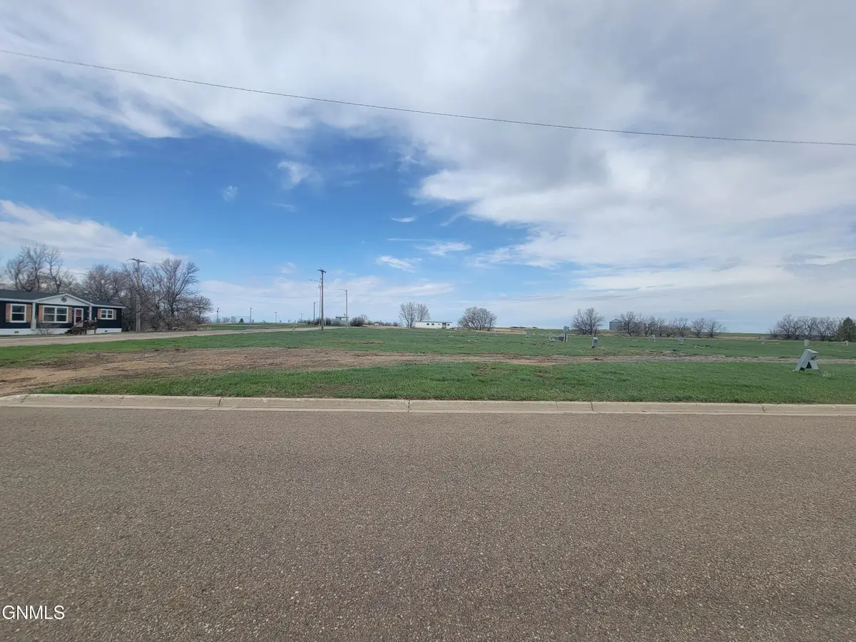 301 Hickman Street, Grenora, ND 58845 - #1