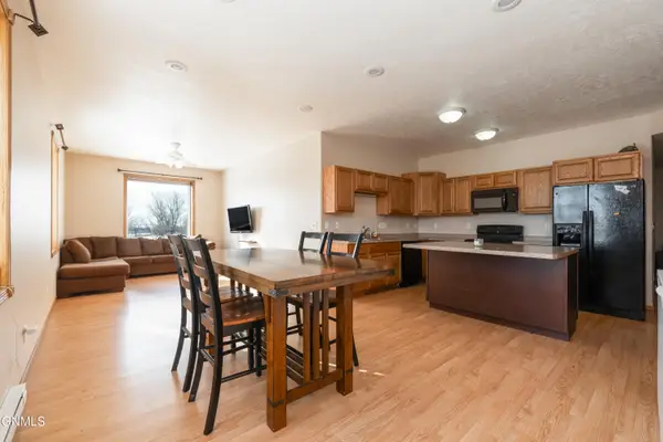 403 3rd Street #4, Riverdale, ND 58565