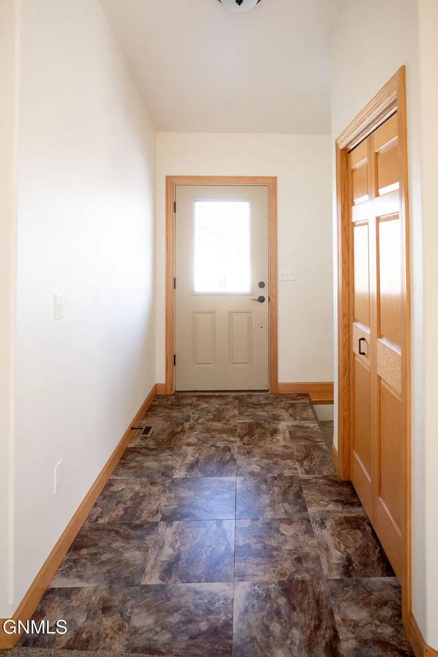 1307 13th Street Sw, Jamestown, ND 58401 - #3