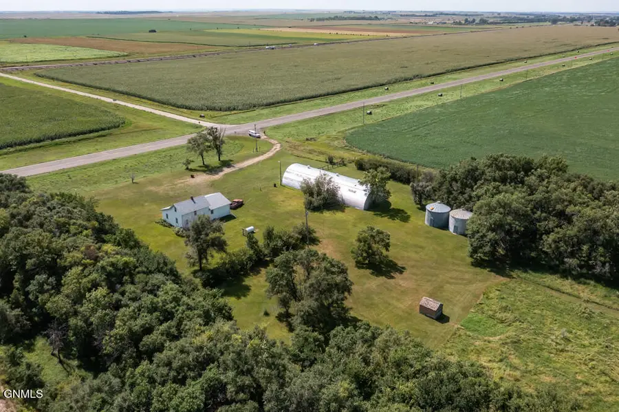18500 County Highway 10, Menoken, ND 58558 - #2