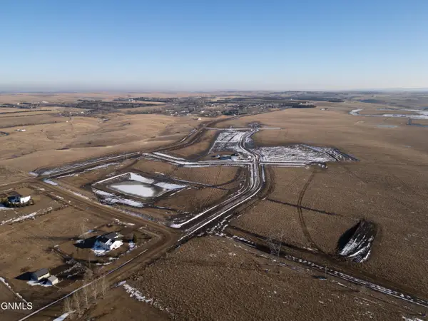 2265 80th Street Se, Lincoln, ND 58504