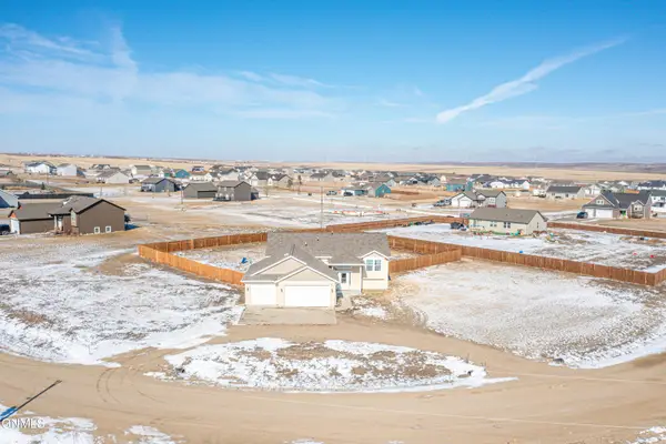 13657 Redwood Way Nw, Williston, ND 58801