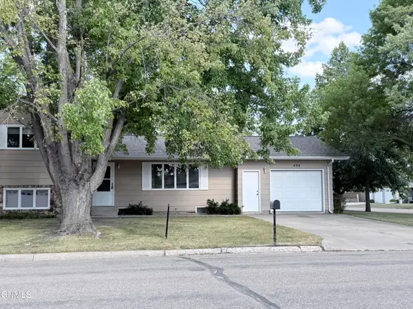 494 Joal Drive, Carrington, ND 58421