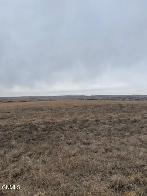 424 Labrador Drive, Mandan, ND 58554 - #2