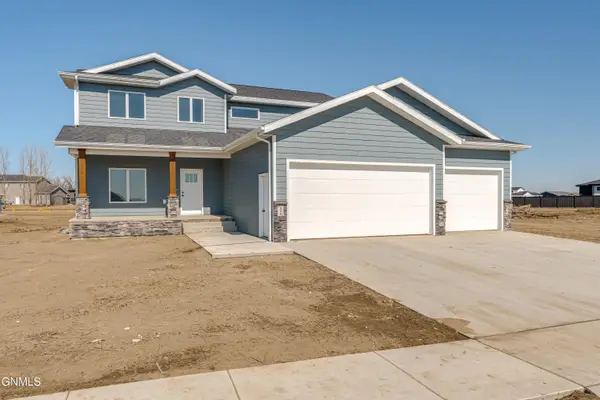 328 Kamrose Drive, Bismarck, ND 58504