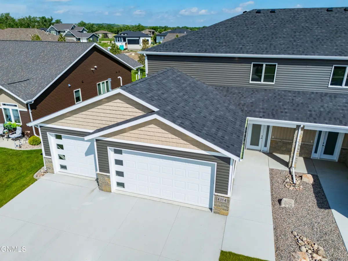 4314 Downing Street, Bismarck, ND 58504 - #1