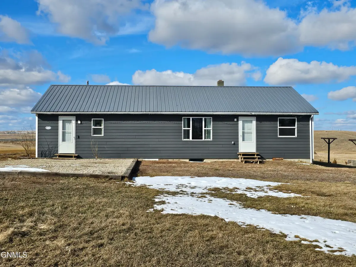 150 Bennett Street, Fortuna, ND 58844 - #1