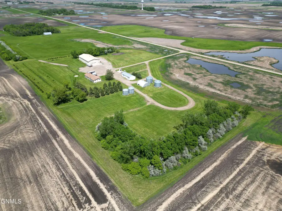 3853 91st Avenue Se, Jamestown, ND 58401 - #2