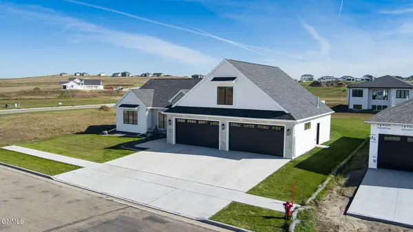 4113 Wrangler Lane, Bismarck, ND 58503