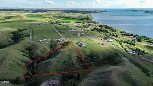 222 Beaver Bay Trail, Linton, ND 58552