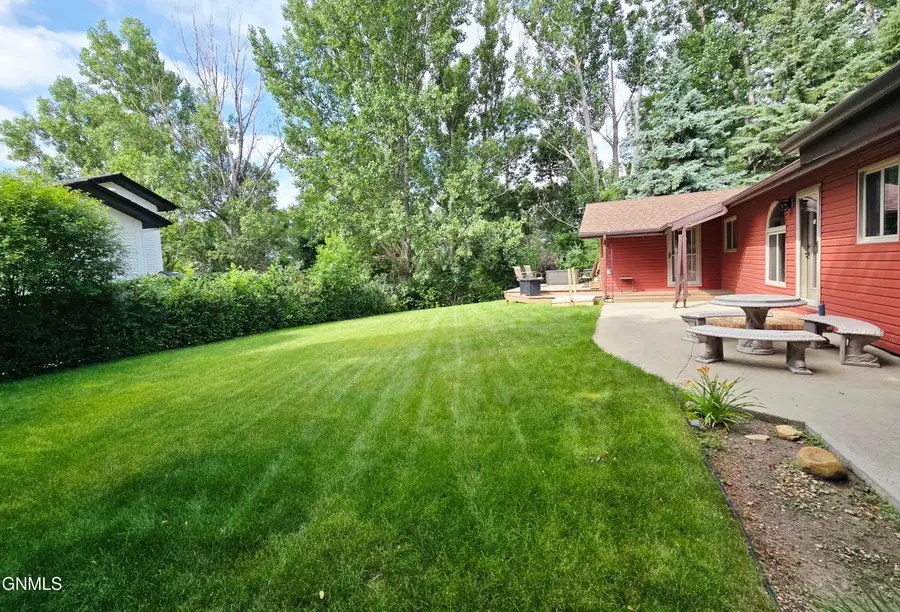 94 Country Club Drive, Bismarck, ND 58501 - #2