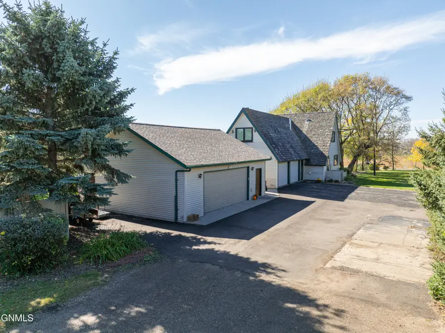 2001 Sherman Drive, Bismarck, ND 58504 - #2