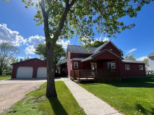 615 4th Avenue E, Mobridge, SD 57601