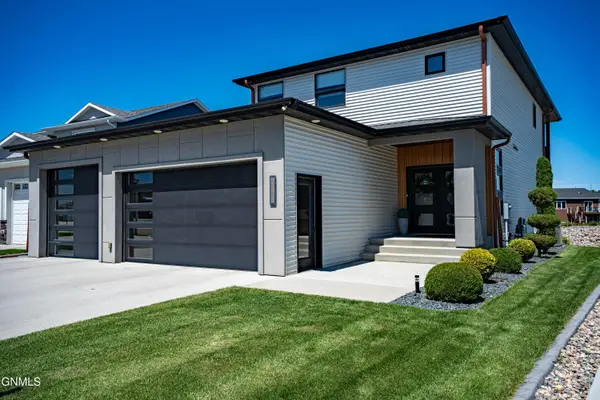 2321 Bayview Court Se, Mandan, ND 58554