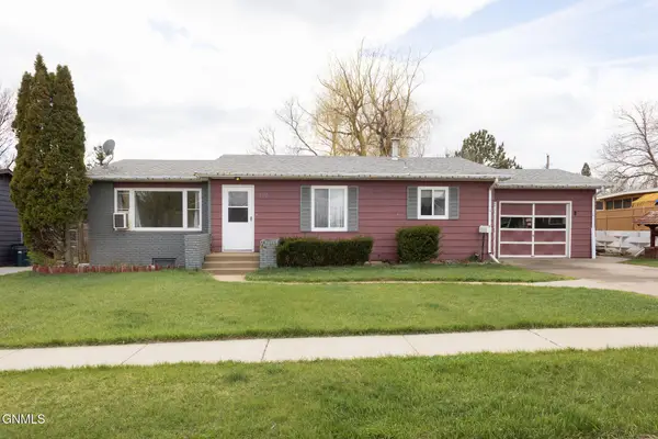 319 Park Street N, Hebron, ND 58638