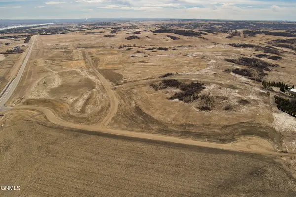3550 Rhone Drive, Mandan, ND 58554