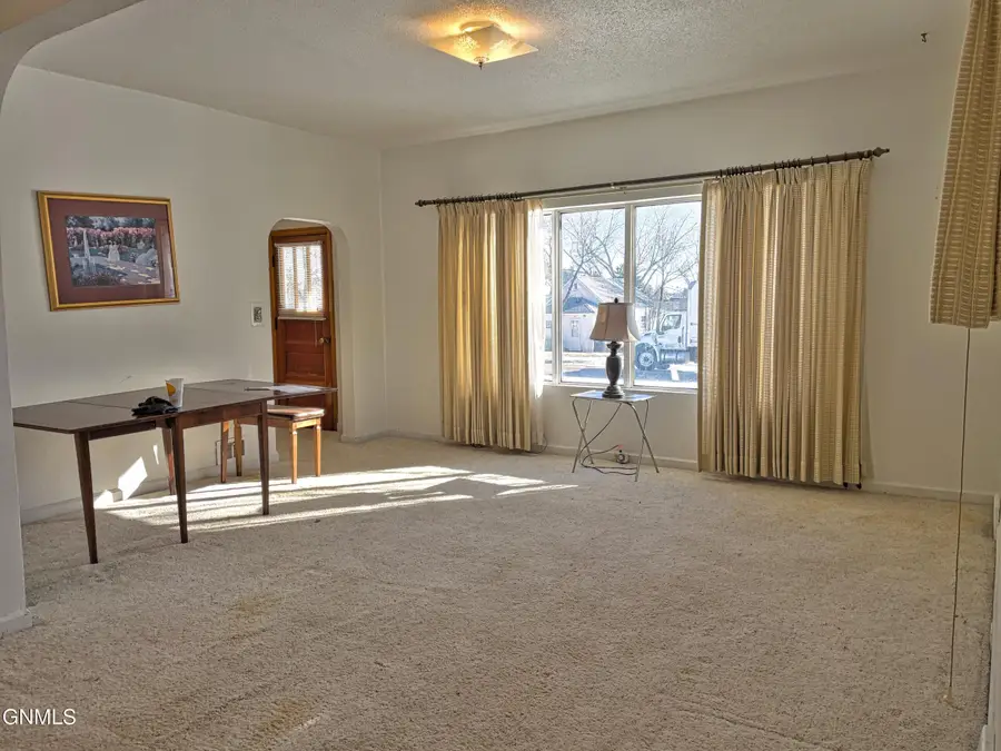 210 N Welo Street, Tioga, ND 58852 - #3