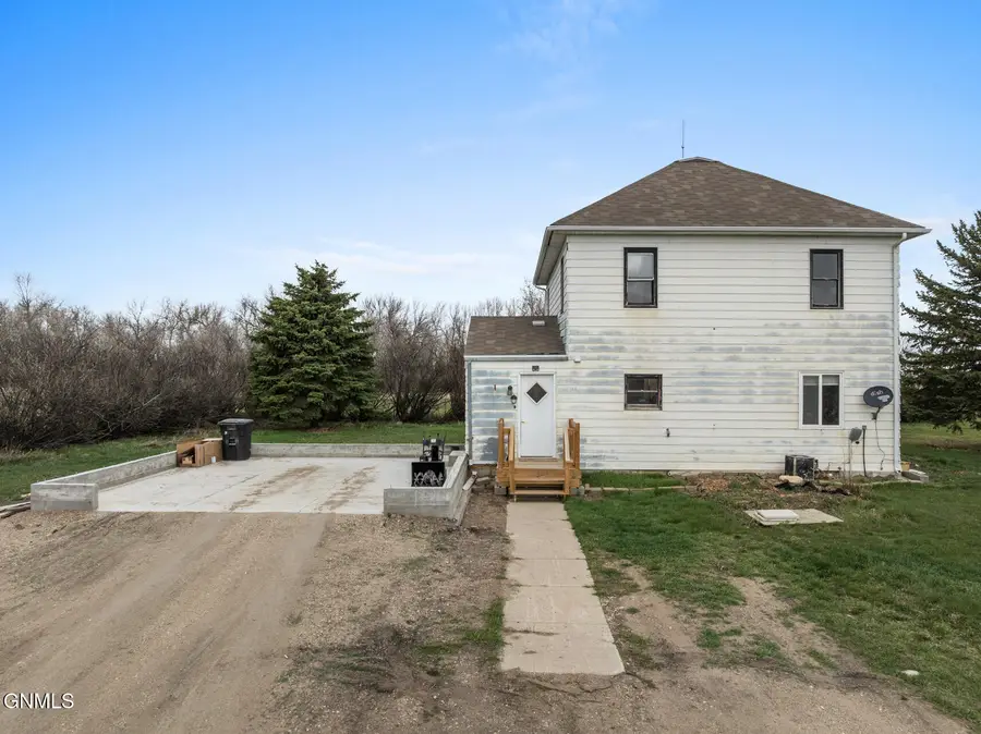 333 3rd Street W, Ross, ND 58776 - #2