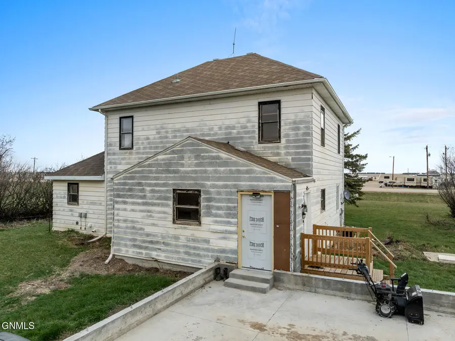 333 3rd Street W, Ross, ND 58776 - #3