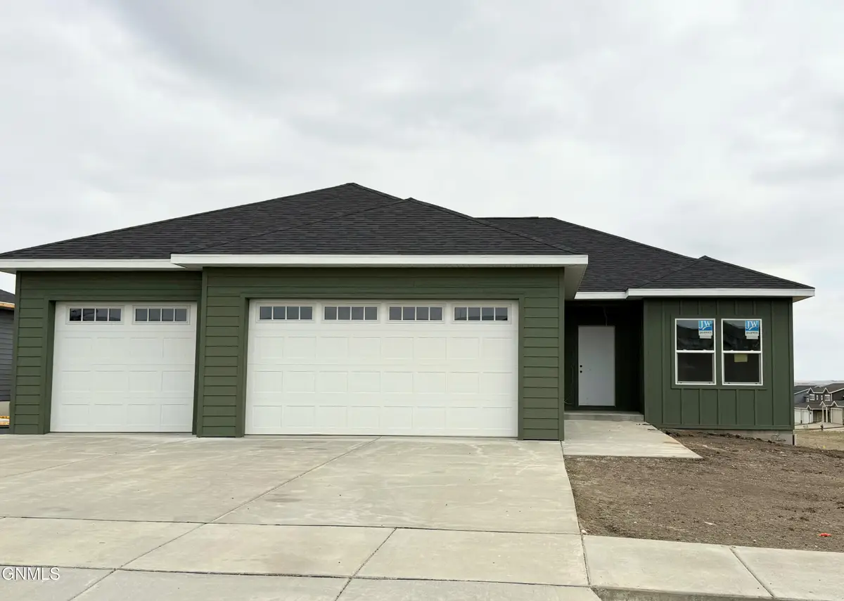 3010 29th Avenue W, Williston, ND 58801 - #1