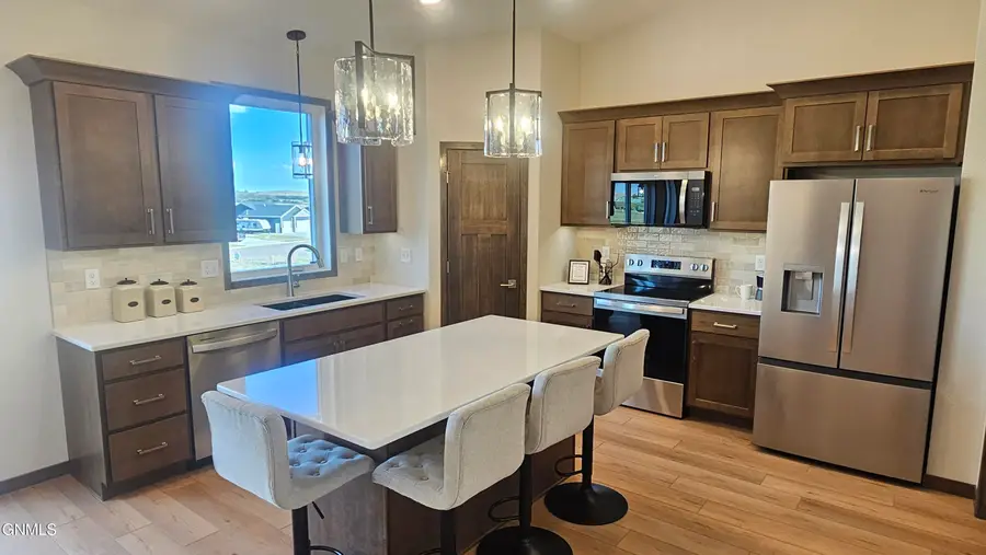 3911 Platinum Street, Bismarck, ND 58503 - #2