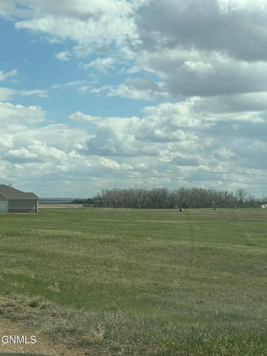 L1 B1 Southridge Acres, Crosby, ND 58730 - #2