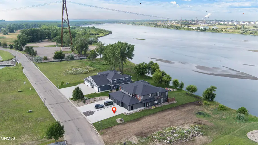 5834 Misty Waters Drive, Bismarck, ND 58503 - #2
