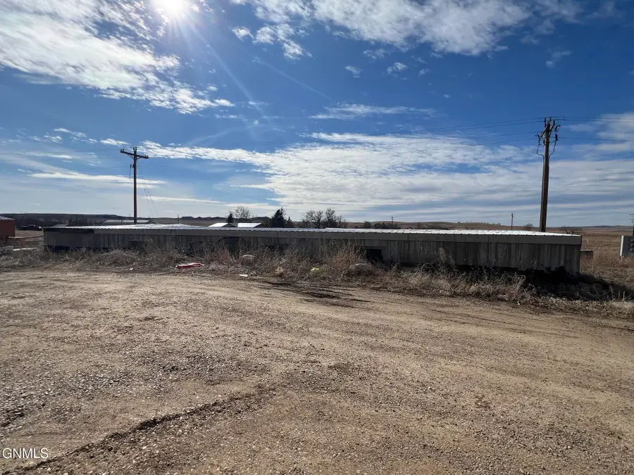 12652 Misty Creek Road #A&B, Watford City, ND 58854 - #3