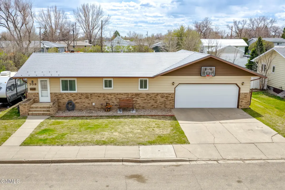 709 15th Street W, Williston, ND 58801 - #1