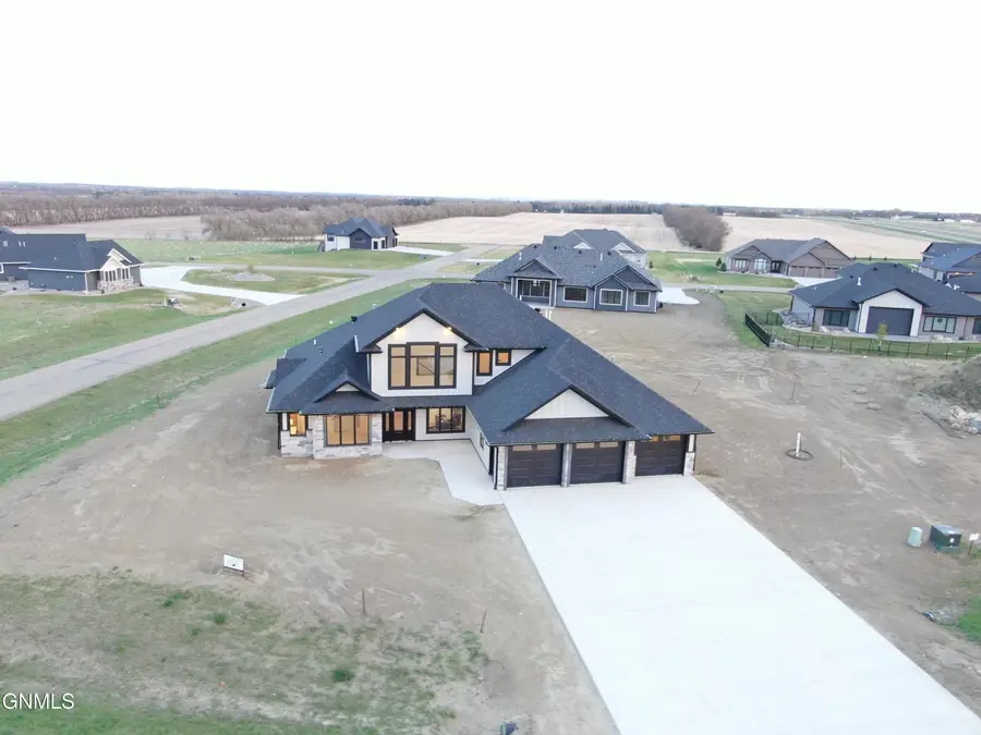 11807 Glacier Circle, Bismarck, ND 58503 - #3