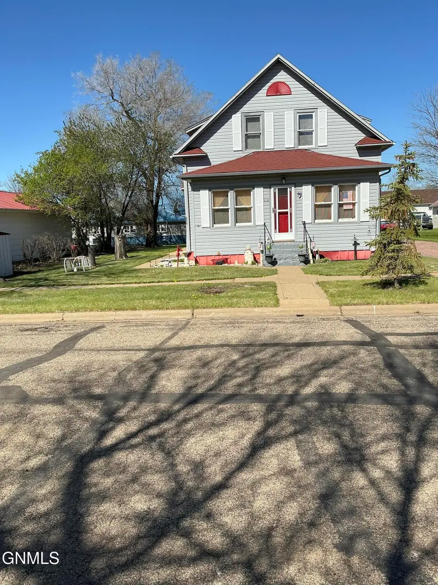 218 2nd Avenue E, New Leipzig, ND 58562 - #2
