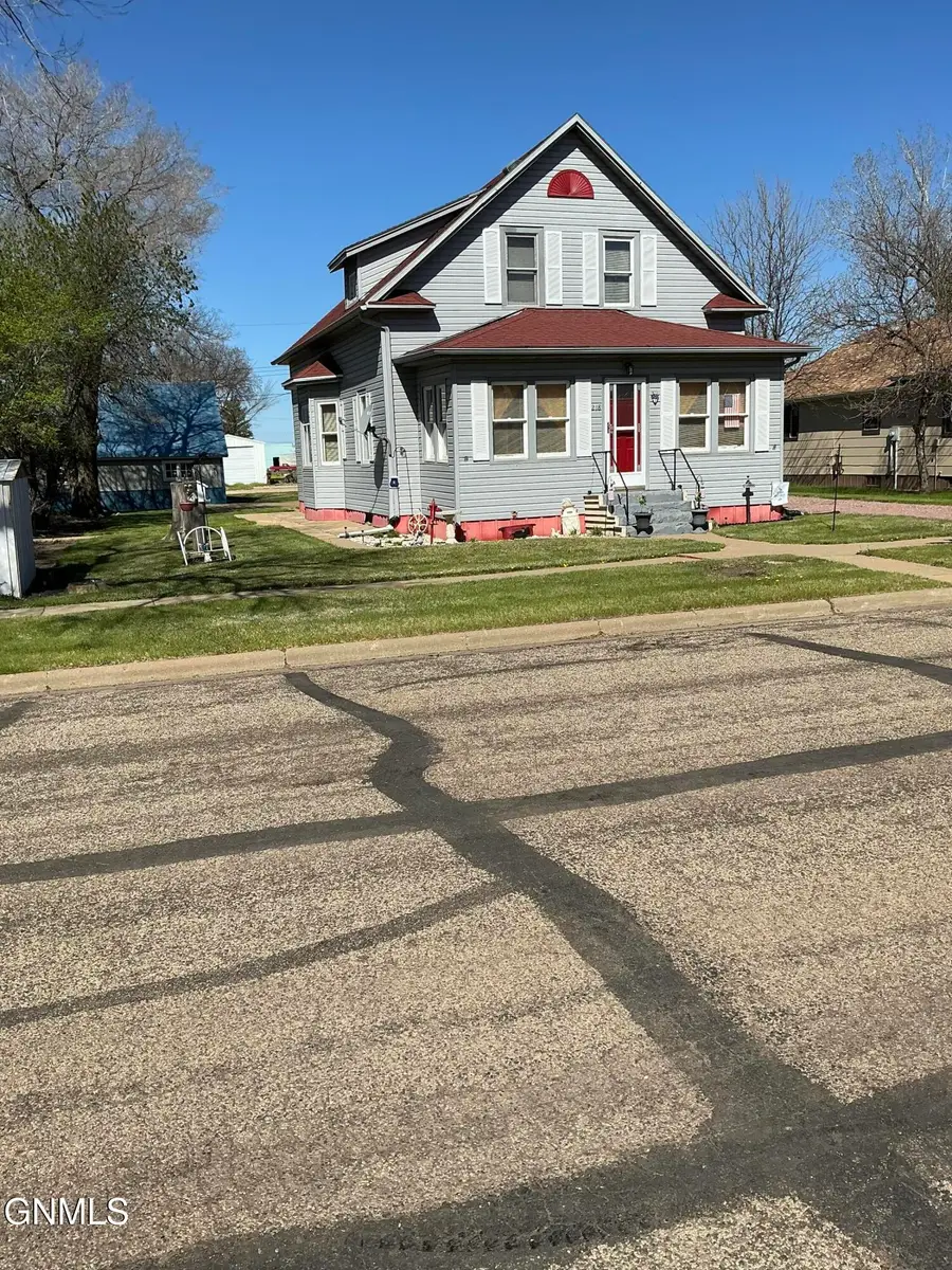218 2nd Avenue E, New Leipzig, ND 58562 - #3