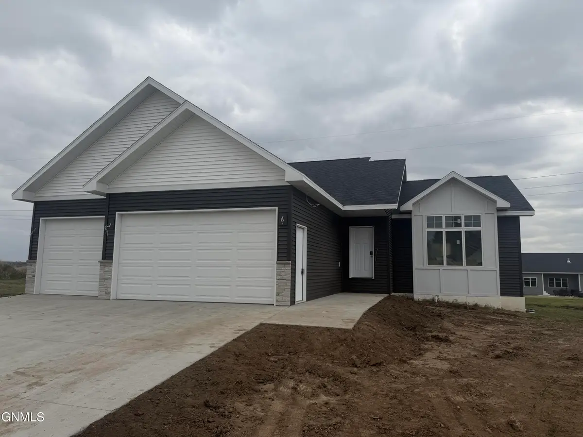 5315 Hendrickson Drive, Bismarck, ND 58504 - #1