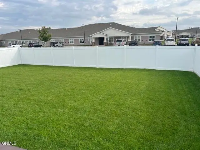 2122 34th Avenue Se, Mandan, ND 58554 - #3