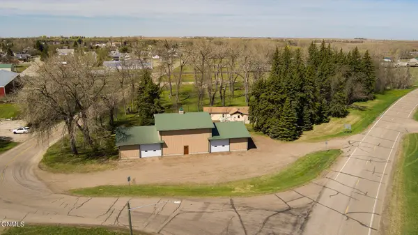 97 Prairie View Avenue, Underwood, ND 58576