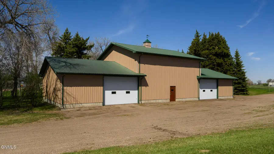 97 Prairie View Avenue, Underwood, ND 58576 - #2