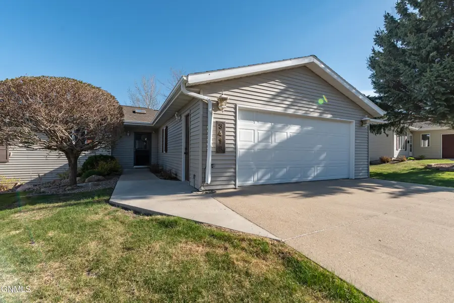 3418 Rocky Point Lane, Bismarck, ND 58503 - #2