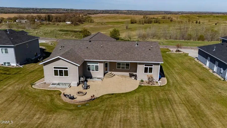 7623 Hawktree Drive, Bismarck, ND 58503 - #2