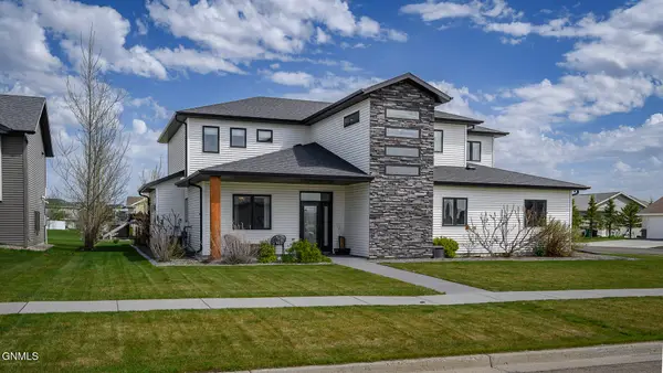 320 E Lasalle Drive, Bismarck, ND 58503