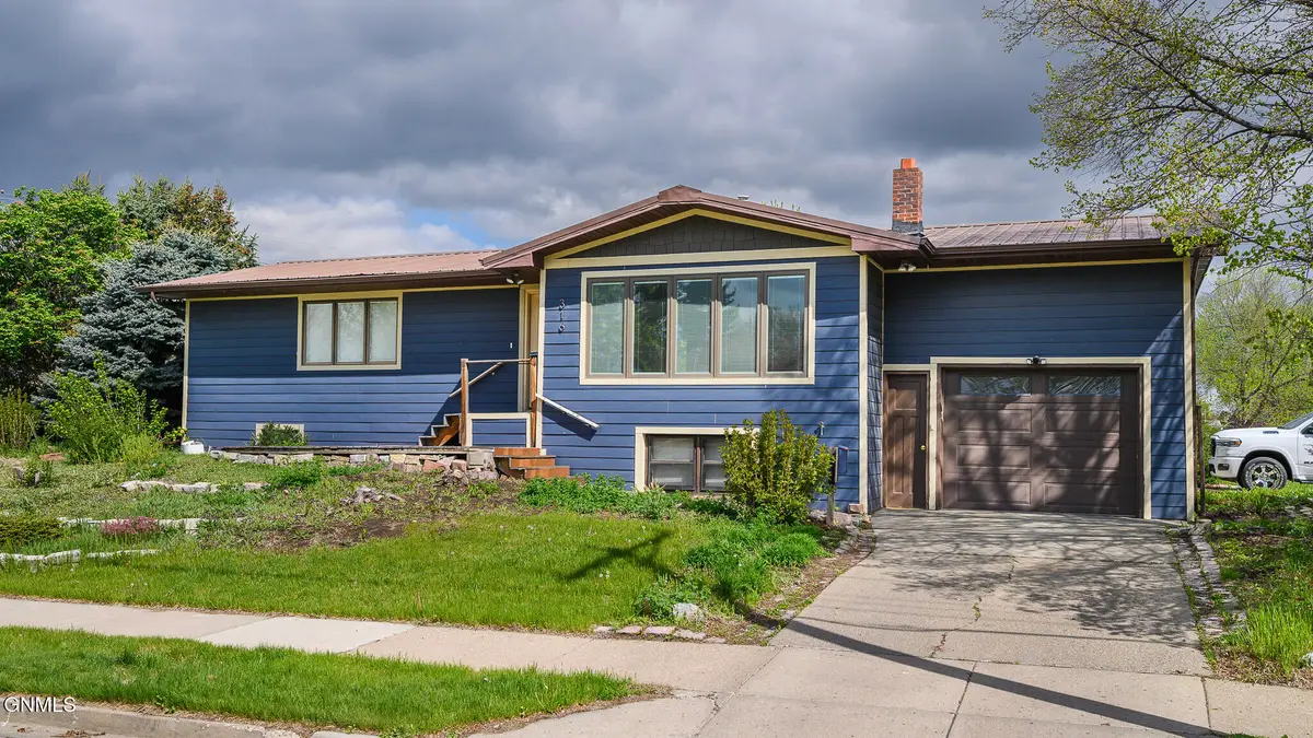 316 E Capitol Avenue, Bismarck, ND 58501 - #1