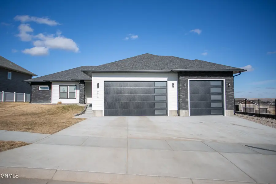 6810 Darby Lane, Williston, ND 58801 - #2