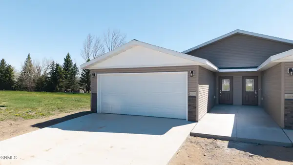 1246 4th Avenue Nw, Valley City, ND 58072