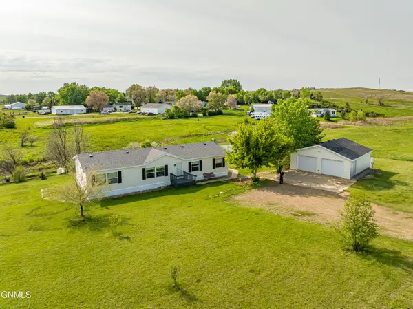 3765 Westward Drive N, Mandan, ND 58554