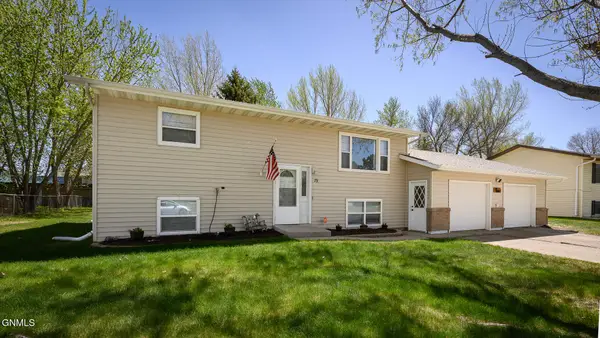 79 Mcdougall Drive, Lincoln, ND 58504