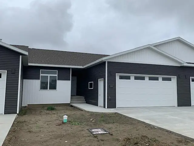 707 Calvert Drive, Bismarck, ND 58503 - #1