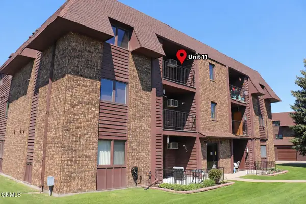 2121 Washington Street #11, Bismarck, ND 58501