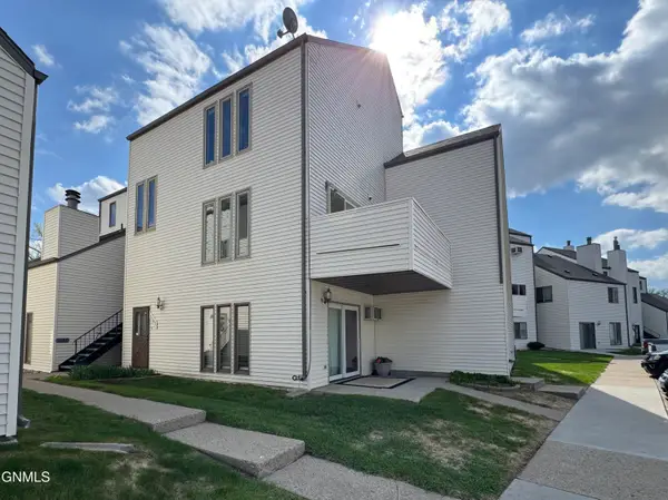 1147 Jefferson Avenue, Bismarck, ND 58504
