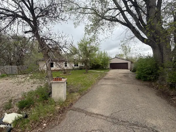 3317 9th Avenue E, Williston, ND 58801
