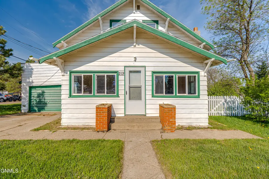 212 7th Street S, New Salem, ND 58563 - #2
